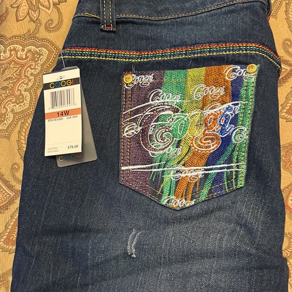 Coogi Capri’s - Picture 5 of 11